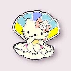 Hello Kitty Enamel Pin - Mermaid Shell Design